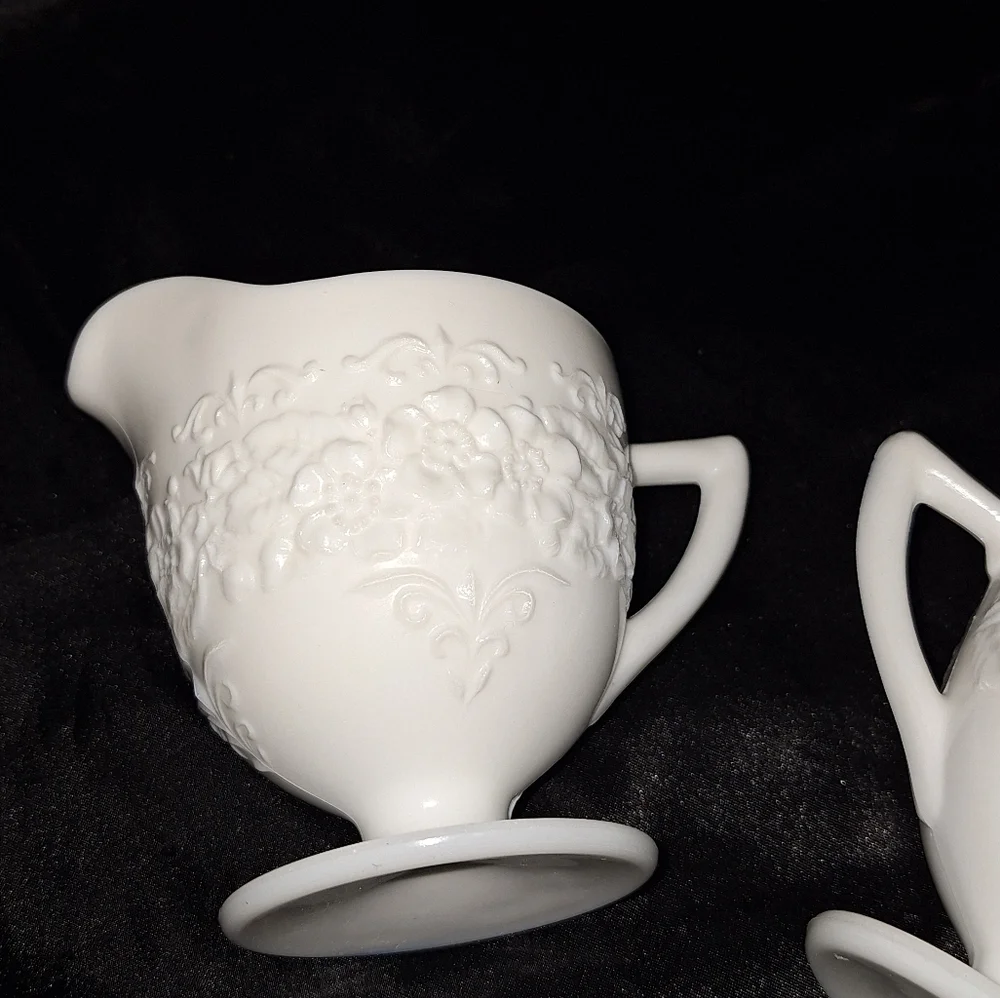Vintage Indian Co. Pressed Milk Glass~Sugar Bowl and Creamer Set~Orange Blossom